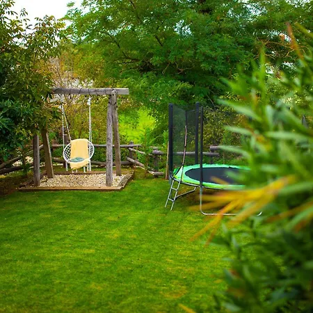 House 2368 Holiday home Modrusani