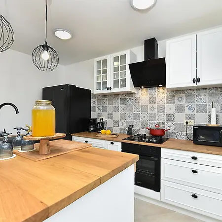 Holiday home House 2368 Modrusani